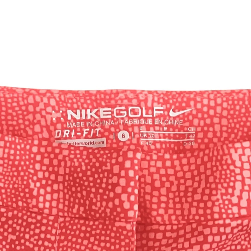 Nike women coral
